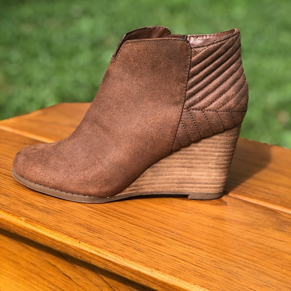Carlos Santana Brown Booties